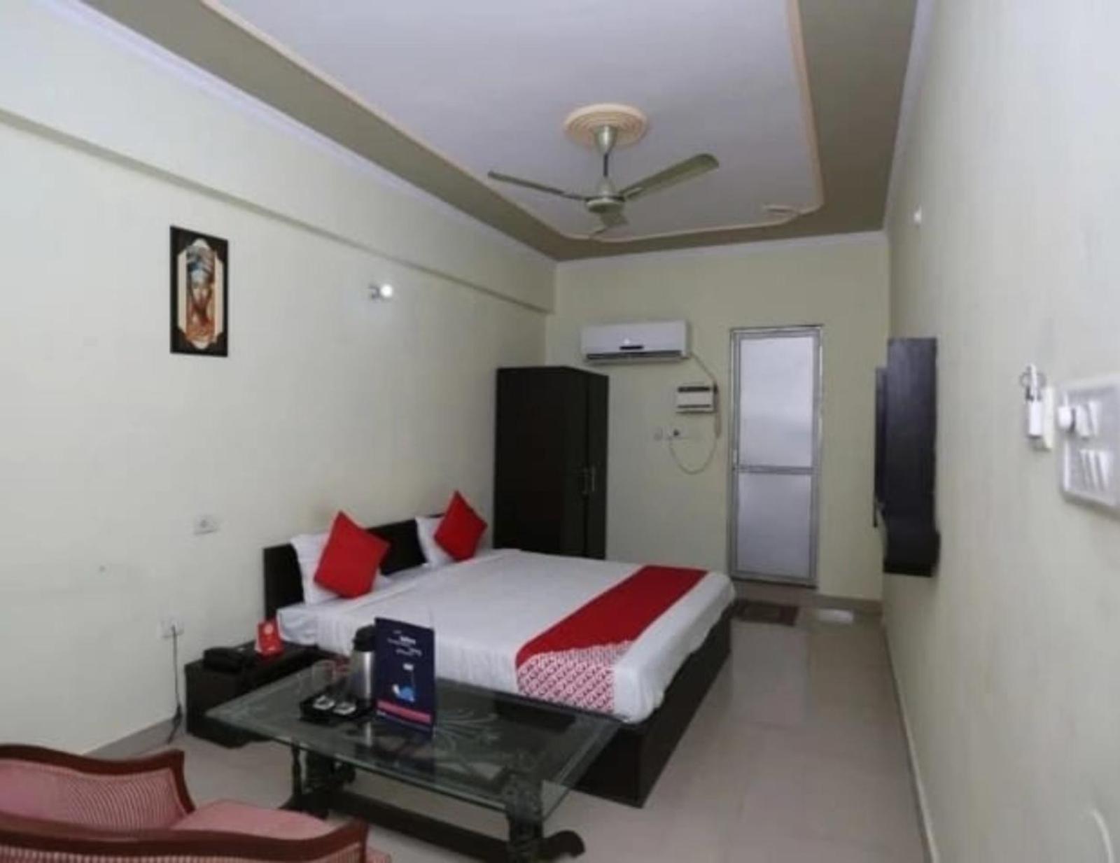 Hotel S K Palace Lucknow , Best Hotel In Lucknow , Hotel In Transport Nagar Lucknow ,Budget Hotels In Lucknow Exterior photo
